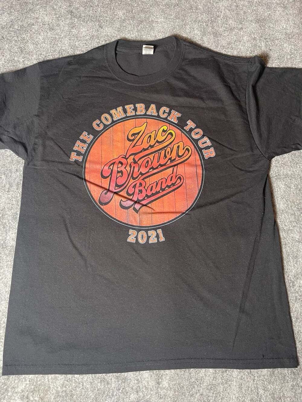 Gildan Zac Brown Band The Comeback Tour 2021 Graphic T-Shirt Size Large